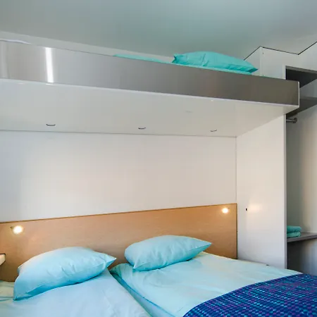 ホテル スカンジナビア 2*