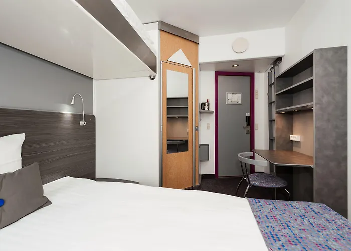 Scandinavia Hotel 2*