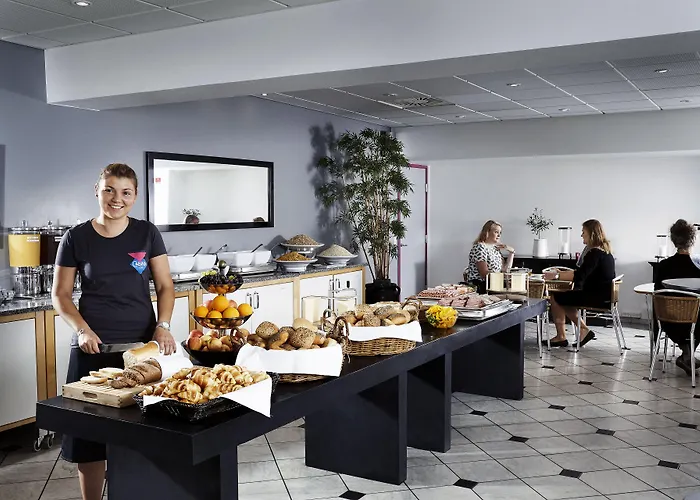 Scandinavia Hotel 2*